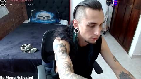   online show from November 23, 5:35 pm