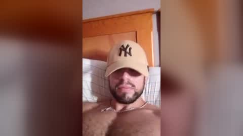 Snapshot of davidsweat7 chatting on June 28, 6:03 pm davidsweat7 online show from June 28, 6:03 pm