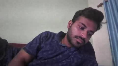 Snapshot of davidvishu975 chatting on May 31, 5:42 pm Dude97 online show from May 31, 5:42 pm