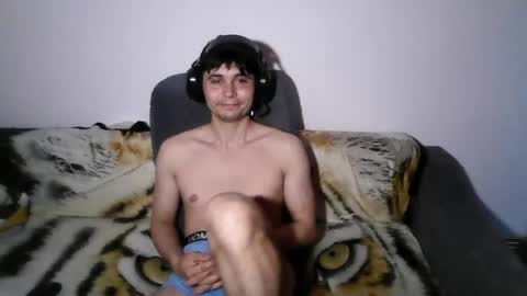 Snapshot of davidxstorm chatting on May 22, 3:13 am David online show from May 22, 3:13 am