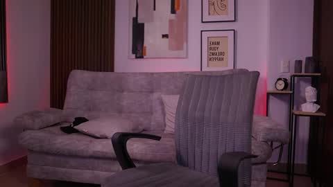 Davies brown    schedule 12pm to 5pm col time online show from November 20, 6:18 pm