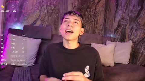 David online show from February 10, 8:02 pm