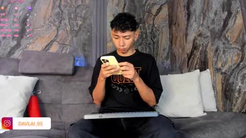 David online show from April 7, 7:36 pm