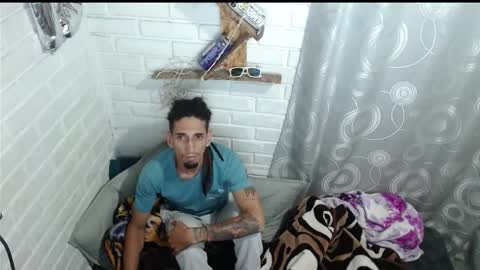 DAVILS online show from January 22, 7:25 am