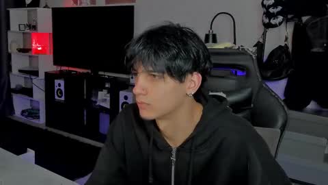 davis online show from February 2, 6:23 am