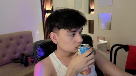 davoxer online show from April 8, 3:39 am