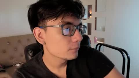 davoxer online show from April 17, 2:58 am