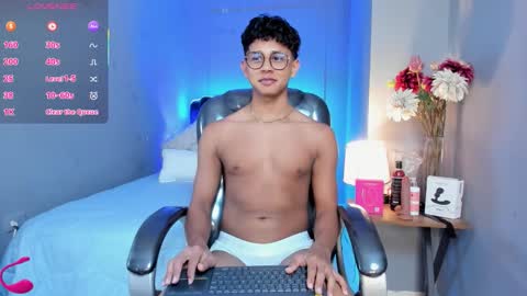 dawn_16 online show from November 11, 9:26 pm