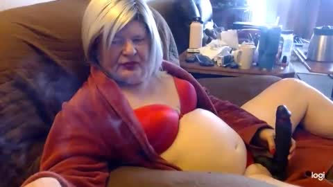 Snapshot of dawndoesall chatting on March 5, 5:18 pm dawndoesall online show from March 5, 5:18 pm