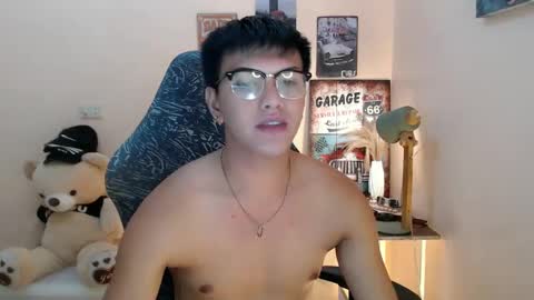 Snapshot of dax_x chatting on December 4, 3:10 pm JC LOVER BOY online show from December 4, 3:10 pm
