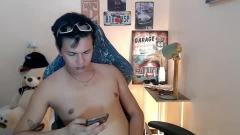 Snapshot of dax_x chatting on December 12, 1:10 am JC LOVER BOY online show from December 12, 1:10 am