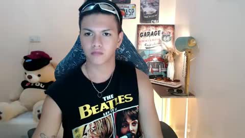 Snapshot of dax_x chatting on December 28, 11:59 pm JC LOVER BOY online show from December 28, 11:59 pm