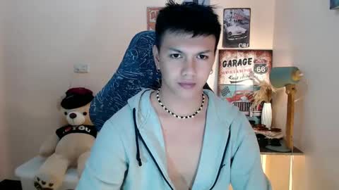Snapshot of dax_x chatting on December 29, 7:11 pm JC LOVER BOY online show from December 29, 7:11 pm