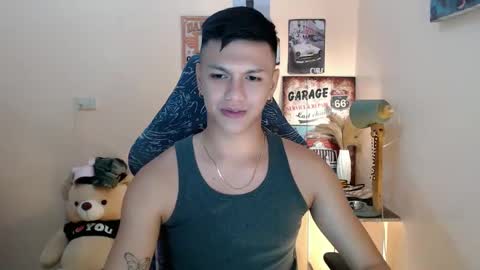 Snapshot of dax_x chatting on January 3, 9:47 pm JC LOVER BOY online show from January 3, 9:47 pm