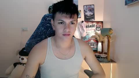 Snapshot of dax_x chatting on January 15, 10:24 pm JC LOVER BOY online show from January 15, 10:24 pm