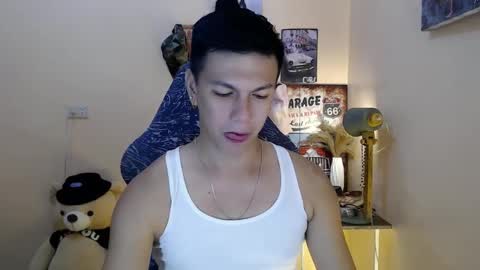 Snapshot of dax_x chatting on January 19, 7:58 pm JC LOVER BOY online show from January 19, 7:58 pm