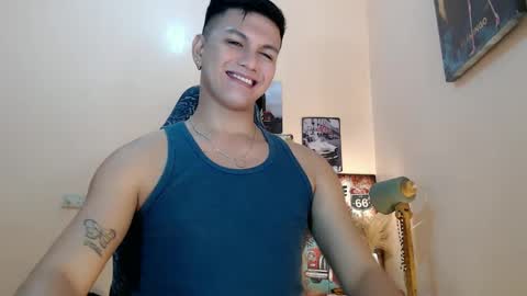 Snapshot of dax_x chatting on January 25, 10:28 pm JC LOVER BOY online show from January 25, 10:28 pm