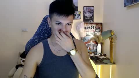 Snapshot of dax_x chatting on January 31, 12:50 am JC LOVER BOY online show from January 31, 12:50 am