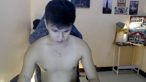 Snapshot of dax_x chatting on February 6, 6:13 pm JC LOVER BOY online show from February 6, 6:13 pm
