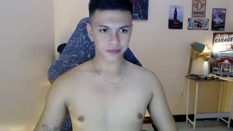 Snapshot of dax_x chatting on February 13, 12:02 am JC LOVER BOY online show from February 13, 12:02 am