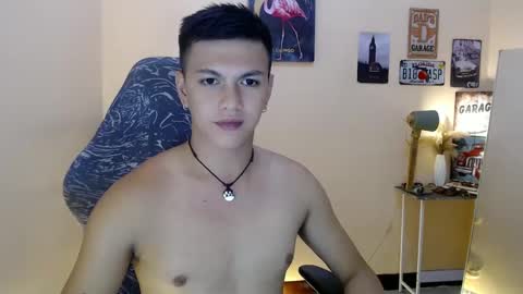 Snapshot of dax_x chatting on February 19, 12:46 am JC LOVER BOY online show from February 19, 12:46 am