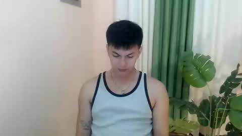 Snapshot of dax_x chatting on September 28, 6:19 am JC LOVER BOY online show from September 28, 6:19 am