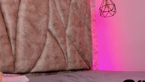 Snapshot of dayana_harlow2 chatting on December 11, 10:06 pm dayana_harlow2 online show from December 11, 10:06 pm
