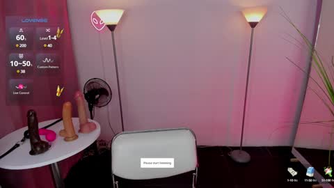 I am Dayanna  tecca online show from January 15, 9:20 pm