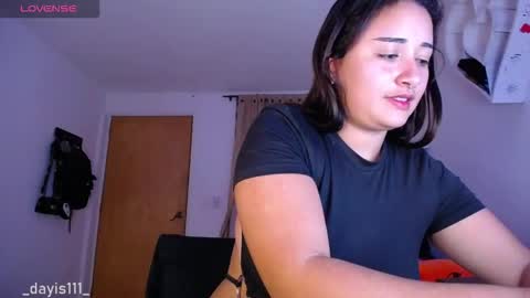 Snapshot of dayis_sweet chatting on March 10, 2:16 am Dayis online show from March 10, 2:16 am