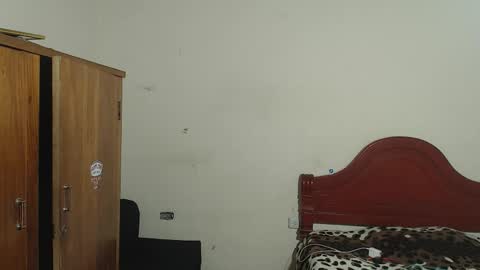 Dylon online show from January 17, 12:15 am