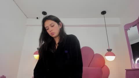 DAYRA ANGELS online show from January 10, 5:15 am