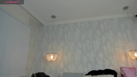 DAYRA ANGELS online show from September 9, 7:02 pm