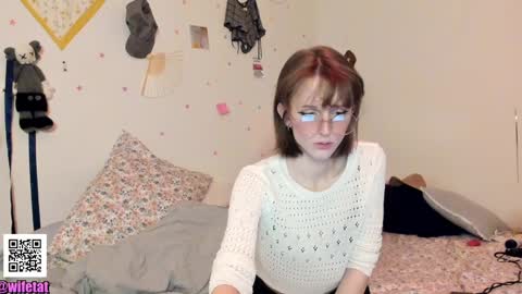 Snapshot of days_y chatting on December 30, 5:26 am days_y online show from December 30, 5:26 am