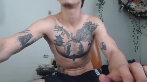 dazzayy online show from May 30, 4:37 pm
