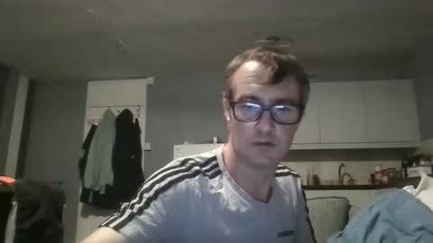 Snapshot of dazzill chatting on October 18, 6:30 pm Dazzill online show from October 18, 6:30 pm