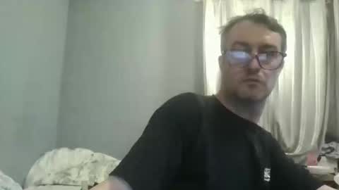 Dazzill online show from March 18, 7:06 pm