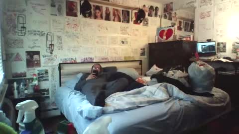 Snapshot of dbeamon92 chatting on February 4, 5:52 pm dbeamon92 online show from February 4, 5:52 pm