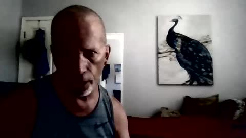 Snapshot of dcoester chatting on May 19, 5:41 pm dcoester online show from May 19, 5:41 pm