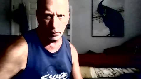 Snapshot of dcoester chatting on May 20, 1:28 pm dcoester online show from May 20, 1:28 pm