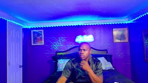 Snapshot of dcrush76 chatting on January 6, 8:40 am DCrush online show from January 6, 8:40 am