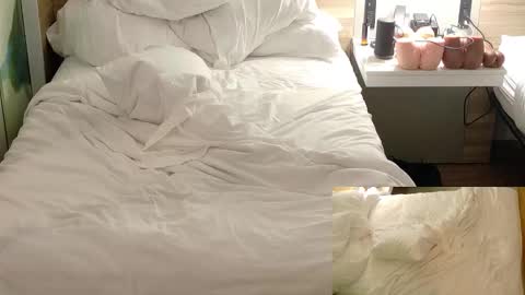 Snapshot of dcrush76 chatting on February 18, 3:13 am DCrush online show from February 18, 3:13 am