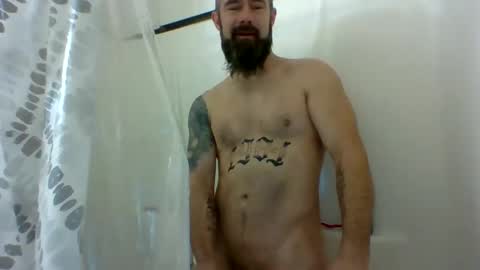 Snapshot of ddady22 chatting on December 9, 11:36 am ddady22 online show from December 9, 11:36 am