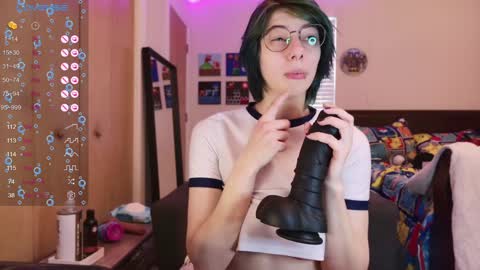 Rat online show from December 16, 4:16 pm