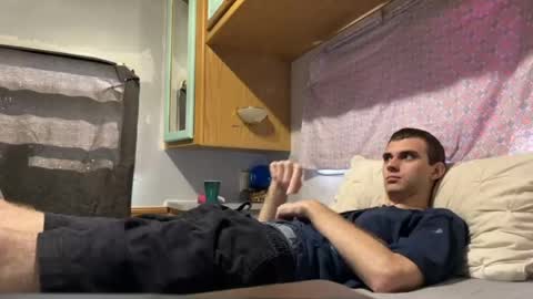 deafguyproud69 online show from April 10, 3:39 pm