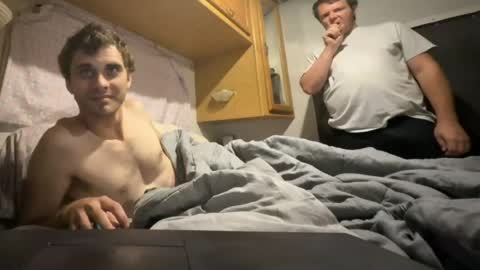 deafguyproud69 online show from June 1, 4:09 pm