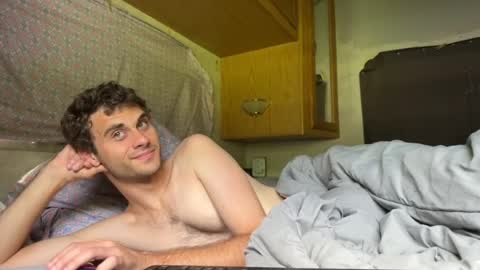 deafguyproud69 online show from June 2, 4:09 pm