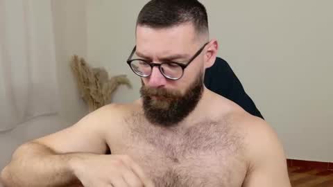 Snapshot of deanlek chatting on November 11, 8:31 pm Dean online show from November 11, 8:31 pm