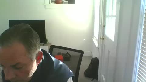 Snapshot of deano2nyc chatting on December 31, 7:40 pm Deano DILF online show from December 31, 7:40 pm