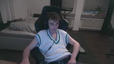 Dean online show from November 1, 8:00 pm