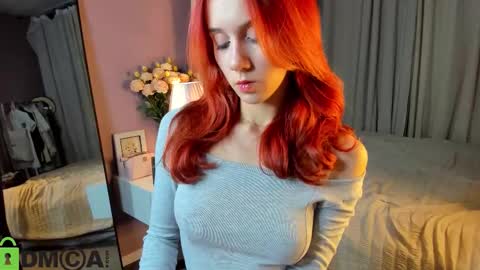 Snapshot of dearly_emily chatting on October 6, 5:10 pm Emily GMT2 Mon 10 AM - 4 PM Wed 10 AM - 4 PM Thu 10 AM - 4 PM Fri 10 AM - 4 PM Sat 10 AM - 4 PM online show from October 6, 5:10 pm